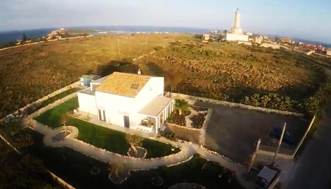B&B Casa Del Faro Sanvallero Adults Only Portopalo Di Capo Passero Bagian luar foto
